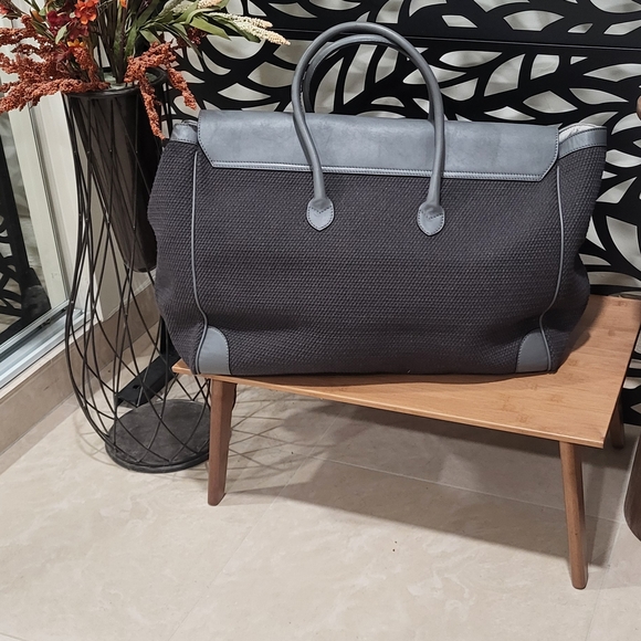 Fairchild Baldwin Charcoal and Gray Travel Bag - Picture 5 of 7